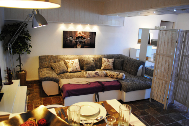 Mit wenigen Handgriffen lässt sich eine zusätzliche Schlafgelegenheit schaffen